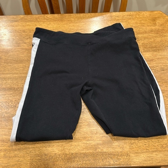 Aeropostale Pants - Aeropostale black leggings with a white stripe Size XL